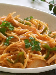 焼きそば麺とトマトソースで✿ナポリタン♥-レシピのメイン写真