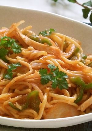 焼きそば麺とトマトソースで✿ナポリタン♥-レシピのメイン写真