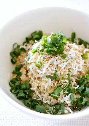 しらす玄米ご飯、オリーブオイルとともに-レシピのメイン写真