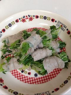 さっぱり水菜とレタスの豚肉巻き-レシピのメイン写真
