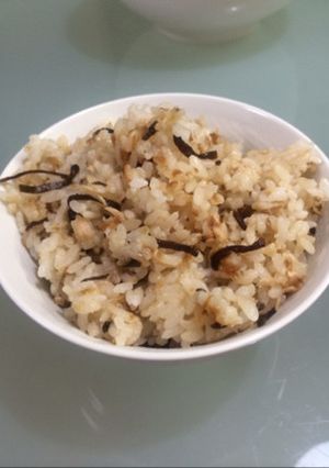 シーチキンと塩昆布の混ぜご飯-レシピのメイン写真
