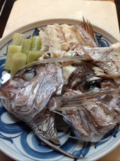 ♪新鮮な鯛のアラで美味しい酒蒸し♪-レシピのメイン写真