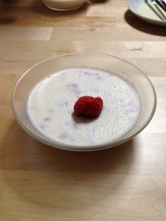 簡単‼︎バニラアイスで苺のムース-レシピのメイン写真