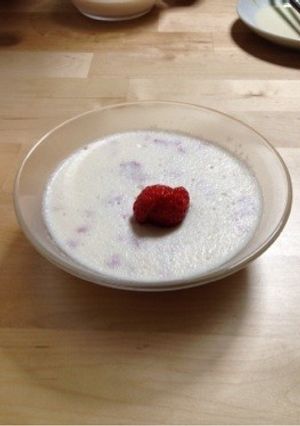 簡単‼︎バニラアイスで苺のムース-レシピのメイン写真