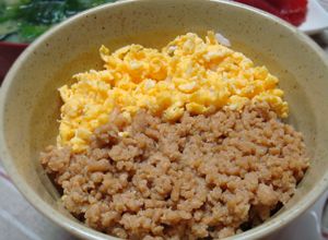 鶏そぼろ（鶏そぼろ丼・そぼろ弁当）-レシピのメイン写真
