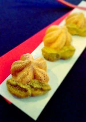 卵白消費に☆簡単可愛いお花の焼きメレンゲ-レシピのメイン写真
