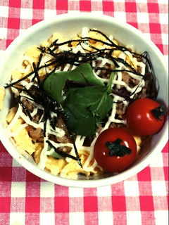 簡単カフェご飯☆テリマヨ味のそぼろ丼-レシピのメイン写真