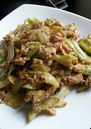 ご飯が進む！鶏肉とキャベツと卵の野菜炒め-レシピのメイン写真