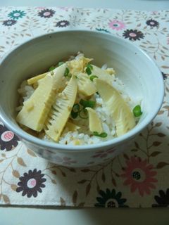 ヤマキ割烹白だしで【筍ご飯♪】-レシピのメイン写真
