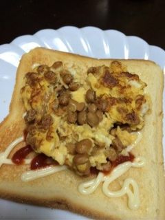 簡単!納豆オムレツトースト-レシピのメイン写真