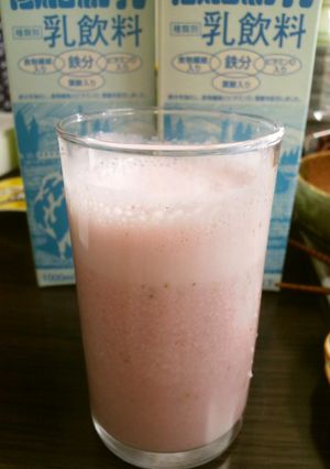 春に飲みたい♪イチゴミルク-レシピのメイン写真