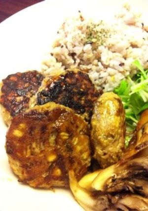 包丁いらず☆もやしと押し麦のハンバーグ-レシピのメイン写真