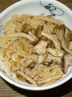 きのこと鶏肉の炊き込みごはん-レシピのメイン写真