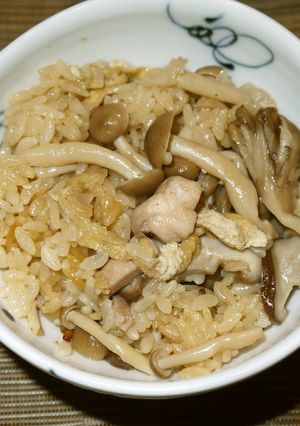 きのこと鶏肉の炊き込みごはん-レシピのメイン写真