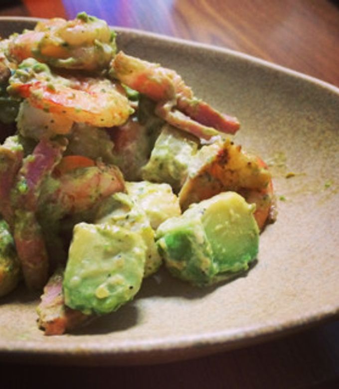 簡単☆エビ•アボカド•ベーコンの炒めもの by Elky 【クックパッド