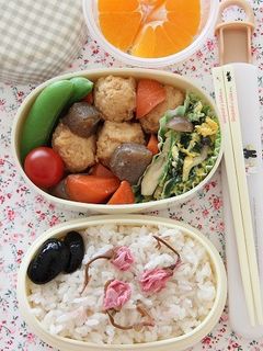 鶏団子とにんじんの早煮物-レシピのメイン写真