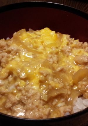 ヒガシマルうどんスープでヘルシー親子丼-レシピのメイン写真
