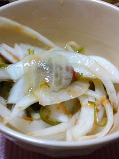 新玉ねぎとめかぶ-レシピのメイン写真