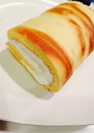 ホットプレートで簡単ふわふわロールケーキ-レシピのメイン写真