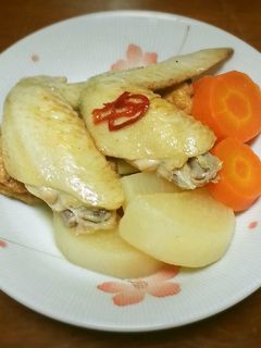 あっさり薄味仕上げ♪手羽と大根の煮しめ♪-レシピのメイン写真