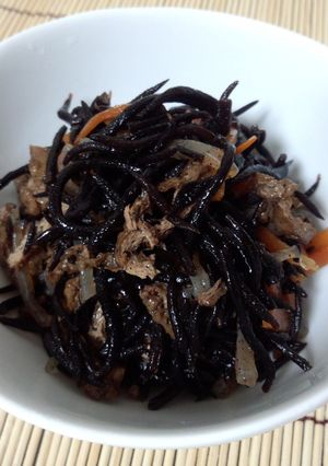 あると便利なお惣菜☆簡単ひじきの煮物♪-レシピのメイン写真