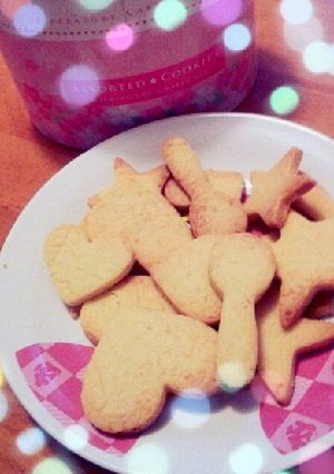 型抜きプロセス付！材料4つ簡単クッキー♡-レシピのメイン写真