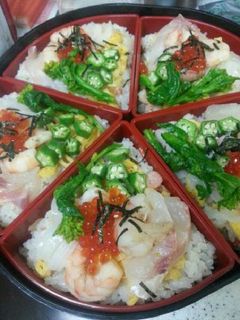 鯛のお刺身を昆布〆で、春のチラシ寿司♪-レシピのメイン写真