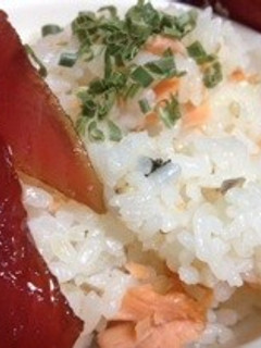 優しい塩じゃけ炊き込みご飯*-レシピのメイン写真