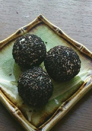 ノンフライヤーでごま団子-レシピのメイン写真