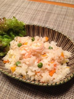炊飯器で海老ピラフ-レシピのメイン写真