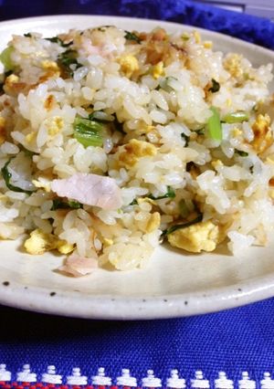 捨てないで大根やかぶの葉っぱのチャーハン-レシピのメイン写真