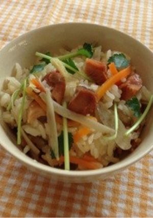 焼き鳥缶でとりごぼうごはん-レシピのメイン写真