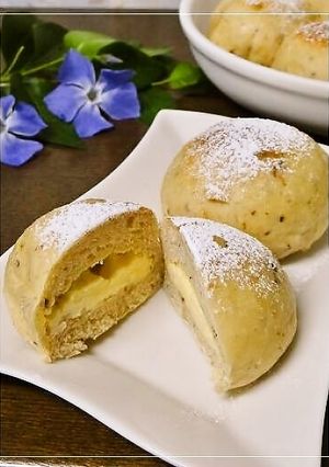プルーン生地❀冷やしチーズクリームパン-レシピのメイン写真