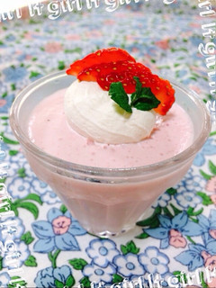 いちごババロア♡簡単!混ぜて冷やすだけ!-レシピのメイン写真