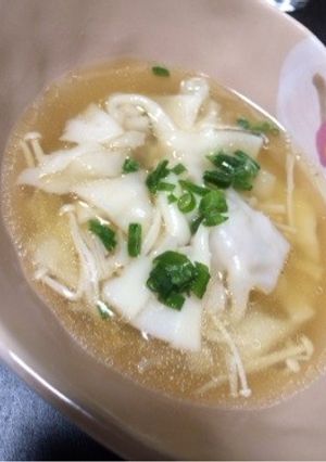 冷凍ギョウザでスープ-レシピのメイン写真