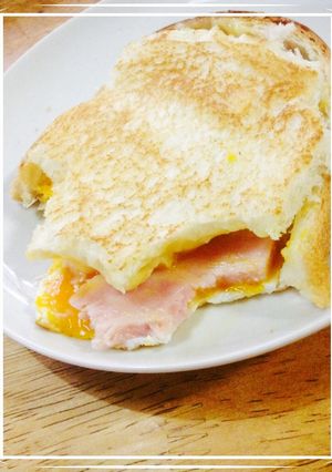 ＊朝食に＊ハムチーズエッグパン＊-レシピのメイン写真