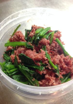 ほうれん草とコンビーフでレンチン朝ごはん-レシピのメイン写真