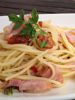 ローズマリーとドライトマトのパスタ-レシピのメイン写真