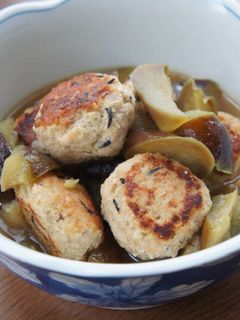 鶏団子と長なすの煮物-レシピのメイン写真