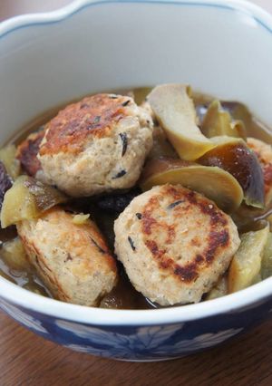 鶏団子と長なすの煮物-レシピのメイン写真