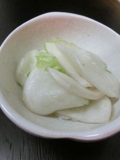 簡単☆塩麹でカブの浅漬け-レシピのメイン写真