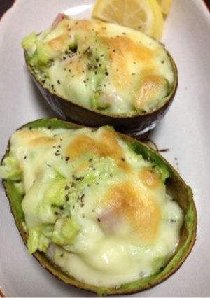 アボカドとベーコンのチーズ焼き-レシピのメイン写真