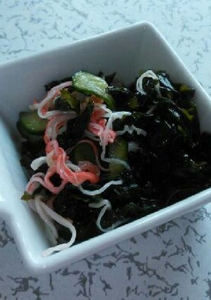 子供もパクパク！きゅうりとワカメの酢の物-レシピのメイン写真