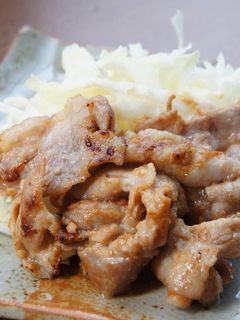 豚バラ肉の梅肉入り塩糀炒め-レシピのメイン写真
