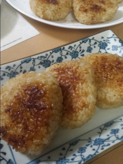 10分で作れる!焦がし醤油焼おにぎり-レシピのメイン写真