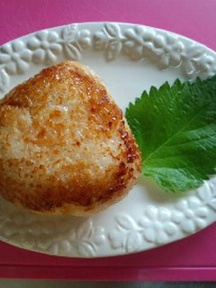 残りご飯で♪焼おにぎり( ^^)/-レシピのメイン写真