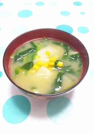 ほくほくじゃがバターな〜お味噌汁♪-レシピのメイン写真