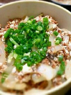 フレーク缶と豆腐のそぼろ丼-レシピのメイン写真
