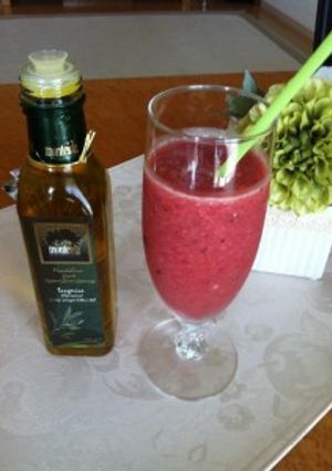 飲むスキンケア　赤色スムージー-レシピのメイン写真