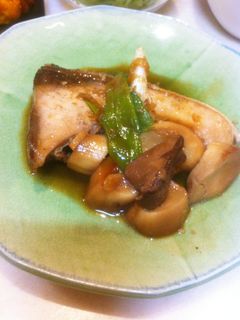 胡麻香る♪ぶりの照り焼き☆エリンギ添え-レシピのメイン写真